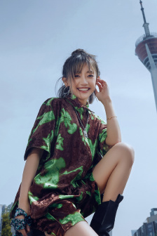 乳奶水电影片