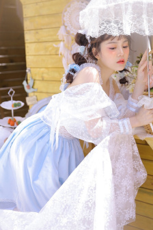 国产嫩模萝莉